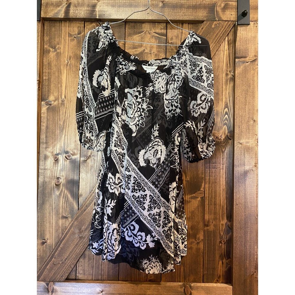 White House‎ Black Market Silk Top, Size XS